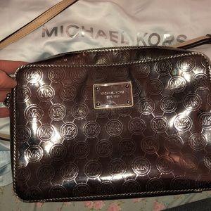 Michael Kors Jet Set Nickel Crossbody